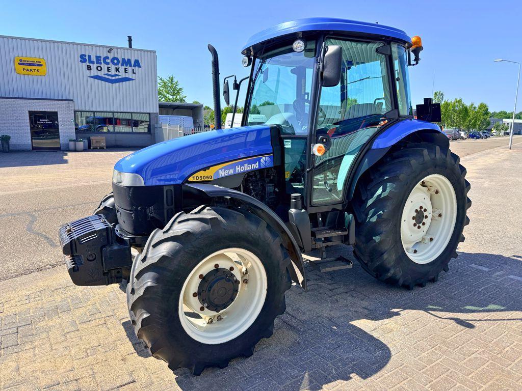 New Holland TD5050 4WD Tractor, Gebruikt, New Holland, Tot 2500