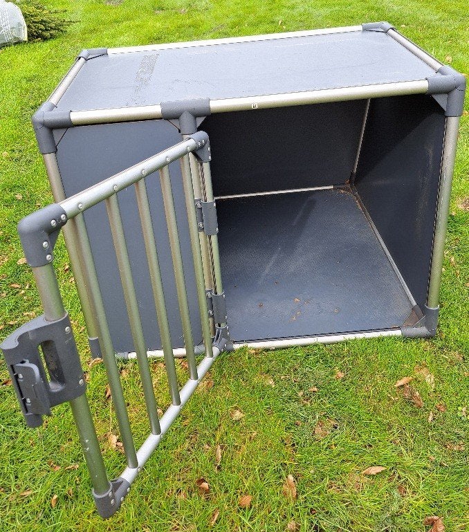 Vervoersbench voor uw huisdier, 94x93x87 cm, merk: Trixie, Ophalen, Zo goed als nieuw