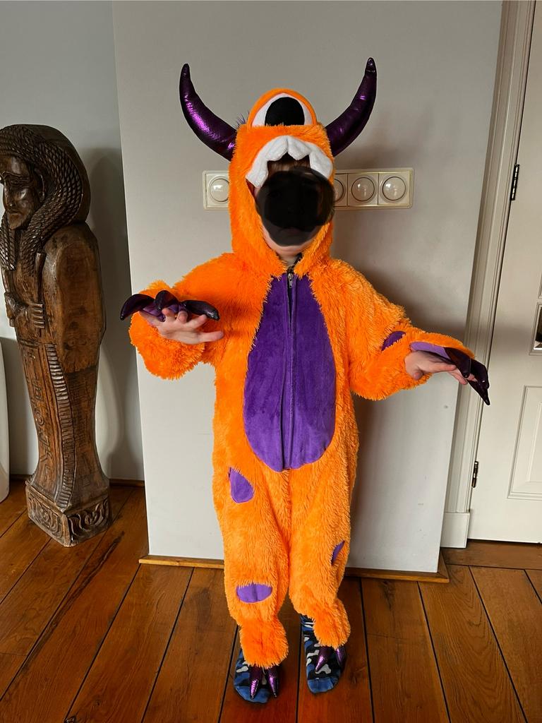 Monsterpak 104, Kinderen en Baby's, Carnavalskleding en Verkleedspullen, Ophalen of Verzenden, Zo goed als nieuw, 104 of kleiner
