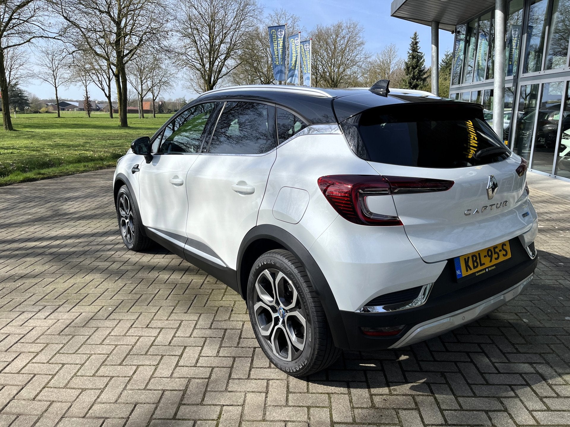 Renault Captur 1.6 E-Tech Plug-in Hybrid 160 Edition One | D, Auto's, 77 km/l, Gebruikt, 4 cilinders, Automatische klimaatregeling