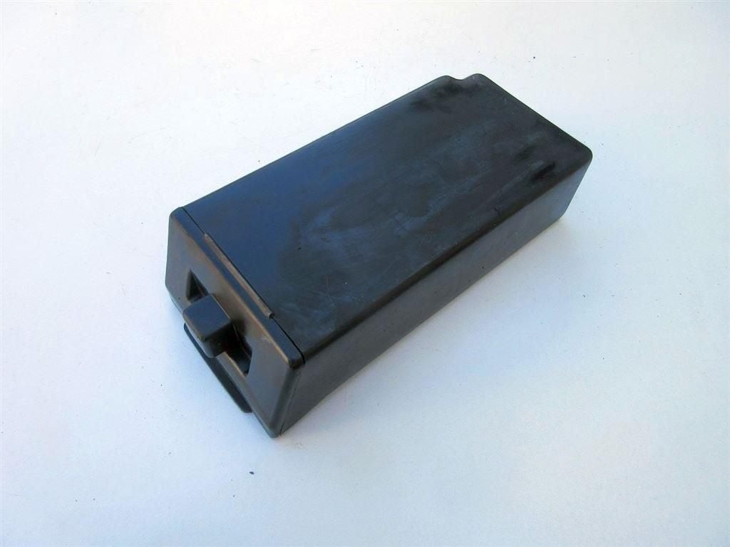 Kawasaki GPZ600 opbergvak opbergbak GPZ 600 R gereedschapbak, Motoren, Ophalen of Verzenden