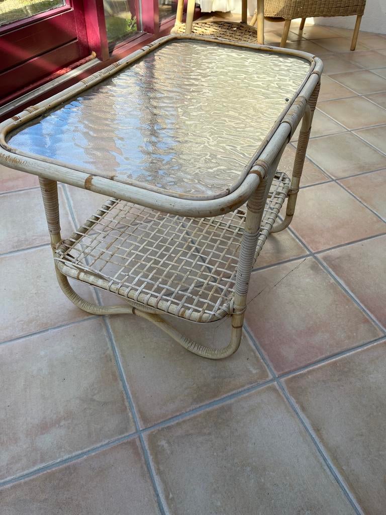 Bamboe tafeltje met wolkenglas., Huis en Inrichting, Tafels | Salontafels, Ophalen, 50 tot 100 cm, Rond, Zo goed als nieuw