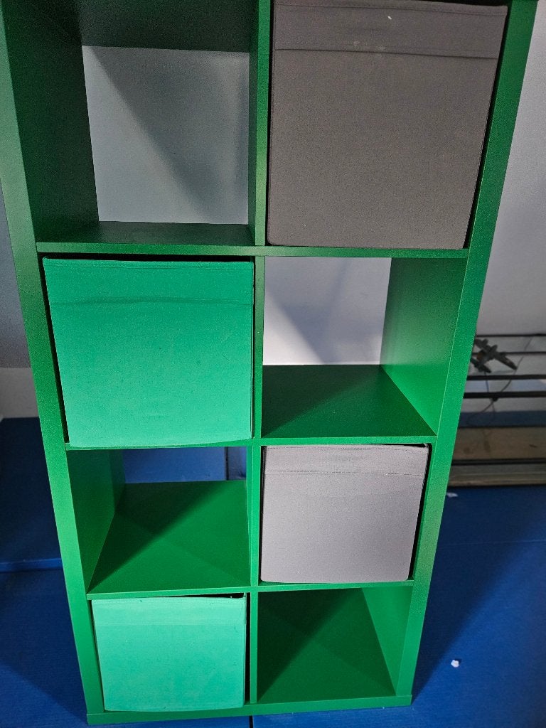 Unieke kleur groen Kallax kast erg goede staat, Ophalen, 100 tot 150 cm, 50 tot 100 cm, Zo goed als nieuw