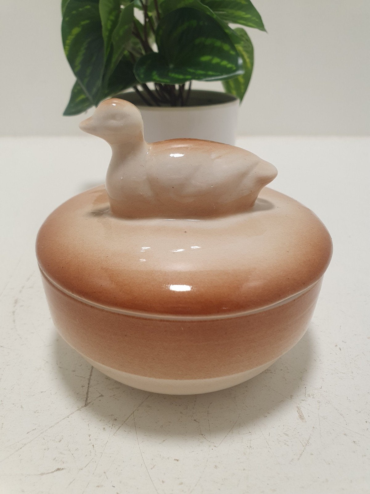 Art Deco Botervloot met eendje - Bruin/Beige, Ophalen of Verzenden