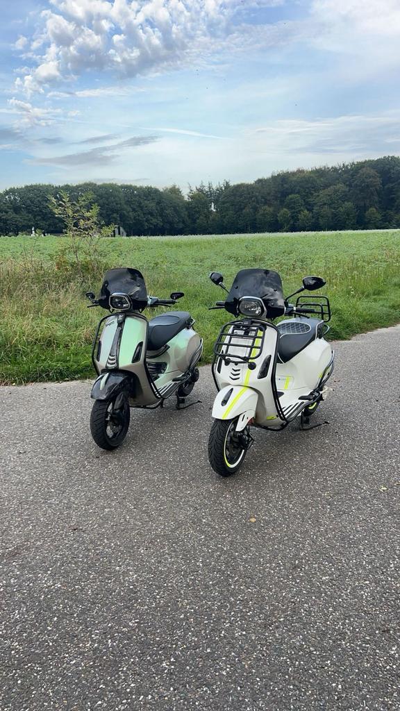 Vespa Sprint  nette staat !, Ophalen, Gebruikt, Overige modellen, Maximaal 45 km/u