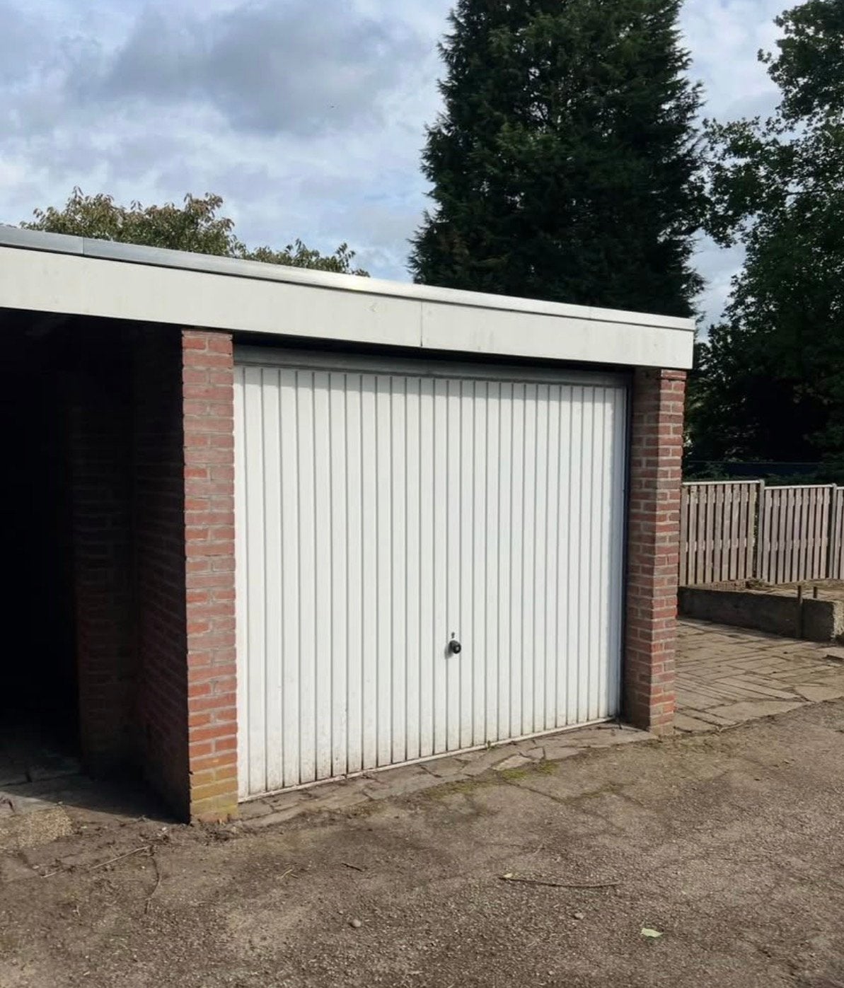 Garagebox, Limburg