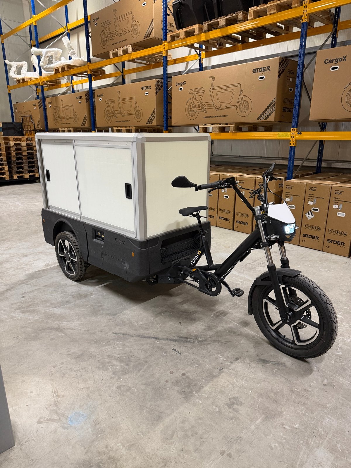 Fulpra Triple L Cargo bike (Nieuwprijs €15.990,00 ex), Fietsen en Brommers, Goederen, Elektrisch, Zo goed als nieuw, Schijfrem