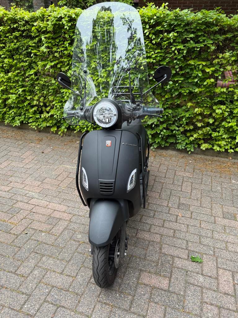 Elektrische scooter La Souris 45 km/u, z.g.a.n., Fietsen en Brommers, Ophalen of Verzenden, Zo goed als nieuw, Elektrisch, Overige merken
