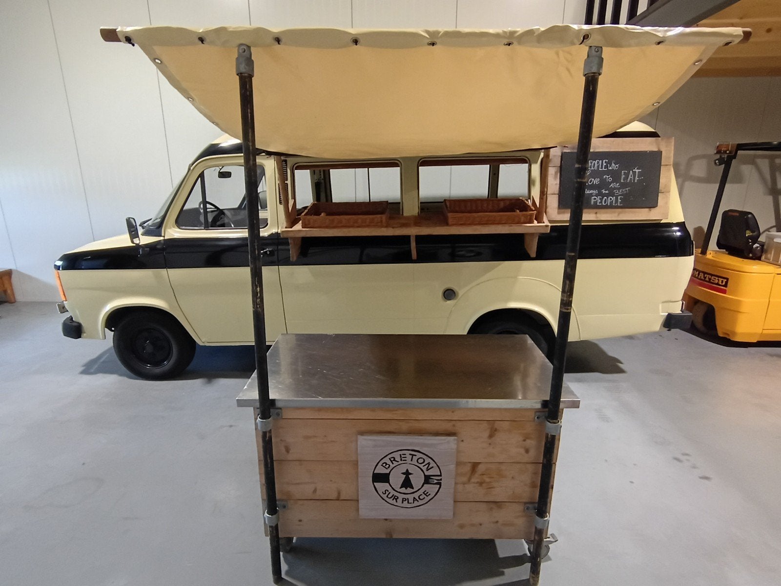 Foto 7 van Ford Transit Foodtruck Benzine belastingvrij APK 2028!