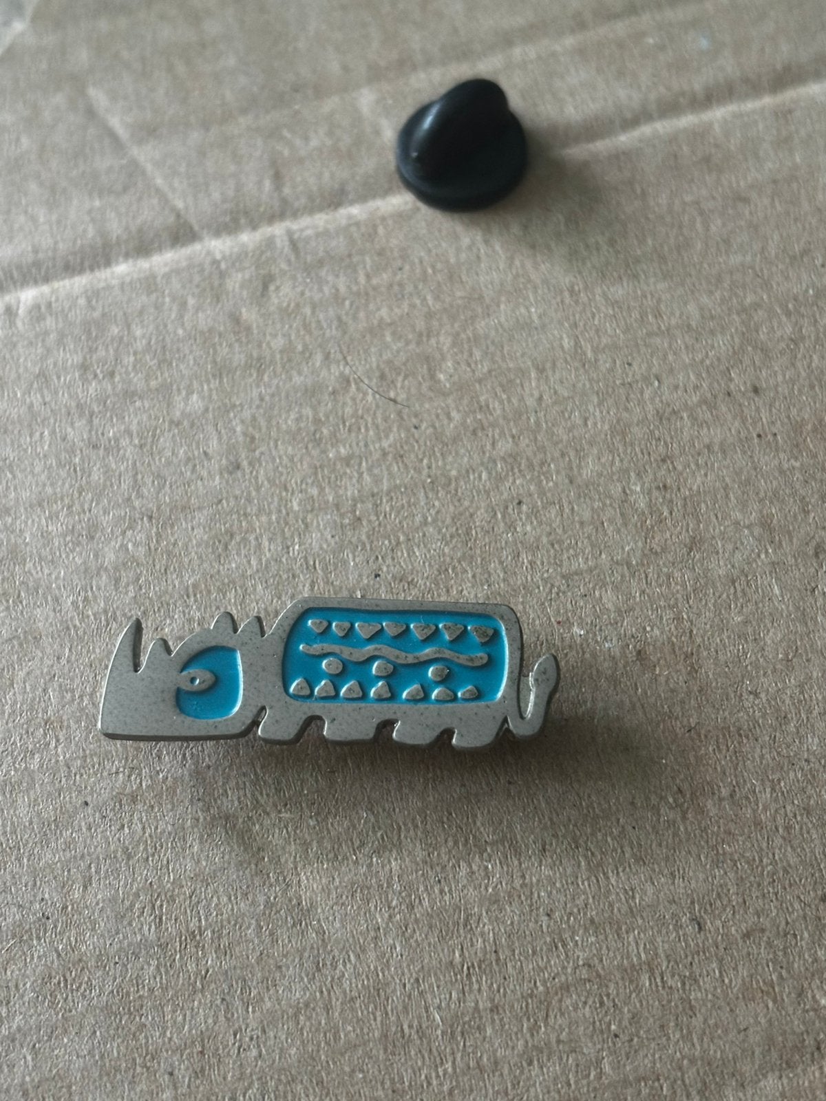 Disney pin Animal Kingdom hat, Ophalen of Verzenden, Gebruikt