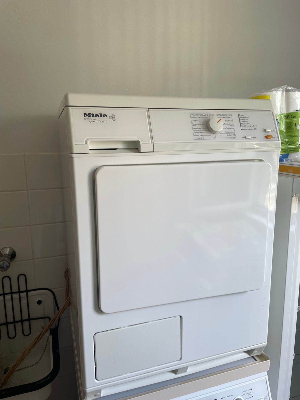 Miele SoftCare System T4223C Condensdroger, Ophalen, Wolprogramma, 6 tot 8 kg, Gebruikt