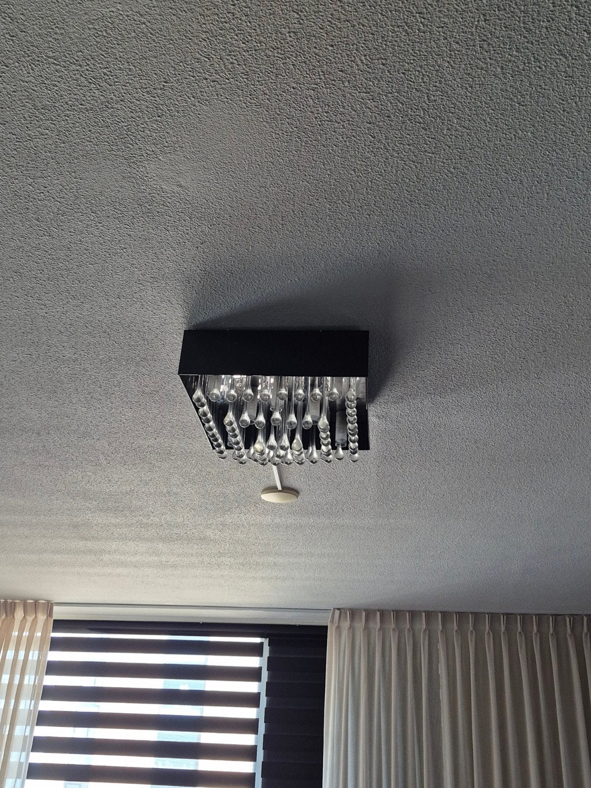 Moderne plafondlamp met glazen druppels, Huis en Inrichting, Ophalen