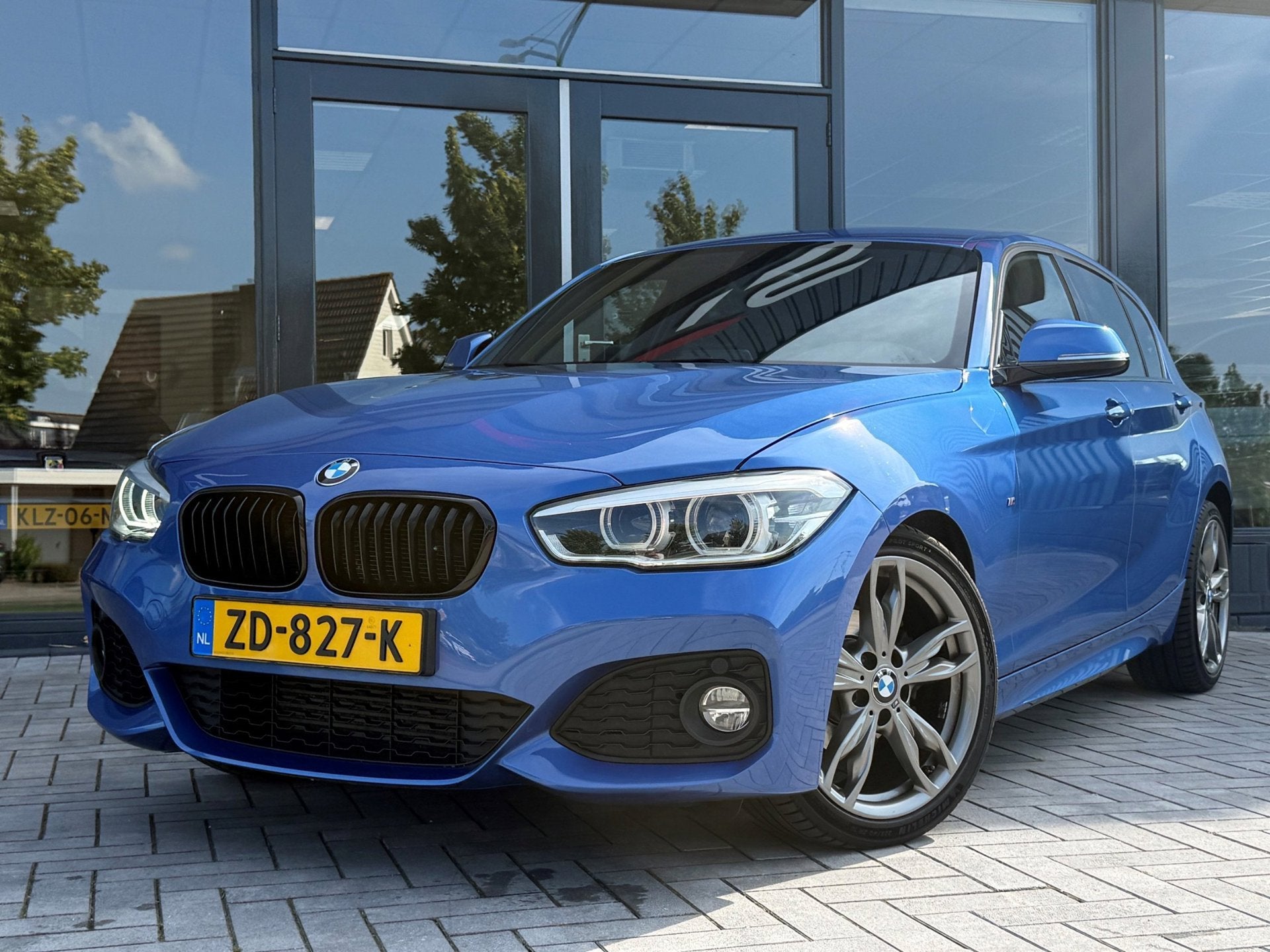 BMW 1-serie 118i Edition M Sport Led Leder Carplay Pdc, 1-Serie, Blauw, Leder, Bedrijf