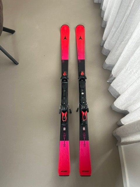 Atomic Redster TI + M12 GW ski's - 168 cm, 160 tot 180 cm, Gebruikt, Ophalen of Verzenden, Atomic