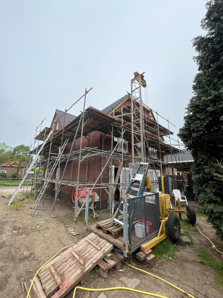 Robuuste Bouwlift 10 meter hoog- 380v - Max. 600 kg, Ophalen, Gebruikt
