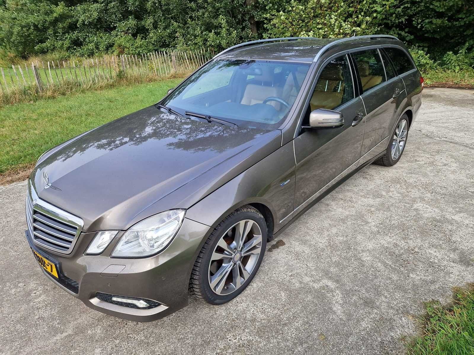2009 Mercedes-Benz E-klasse Estate 350 CGI Avantgarde Person, Auto's, Mercedes-Benz, Euro 5, Gebruikt, 102 €/maand, E-Klasse