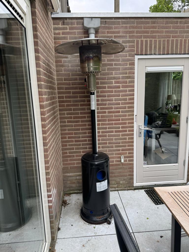 Terrasverwarmer zwart zilverkleurig eurom thg 12000, Ophalen of Verzenden, Gebruikt, Gas, Vloer