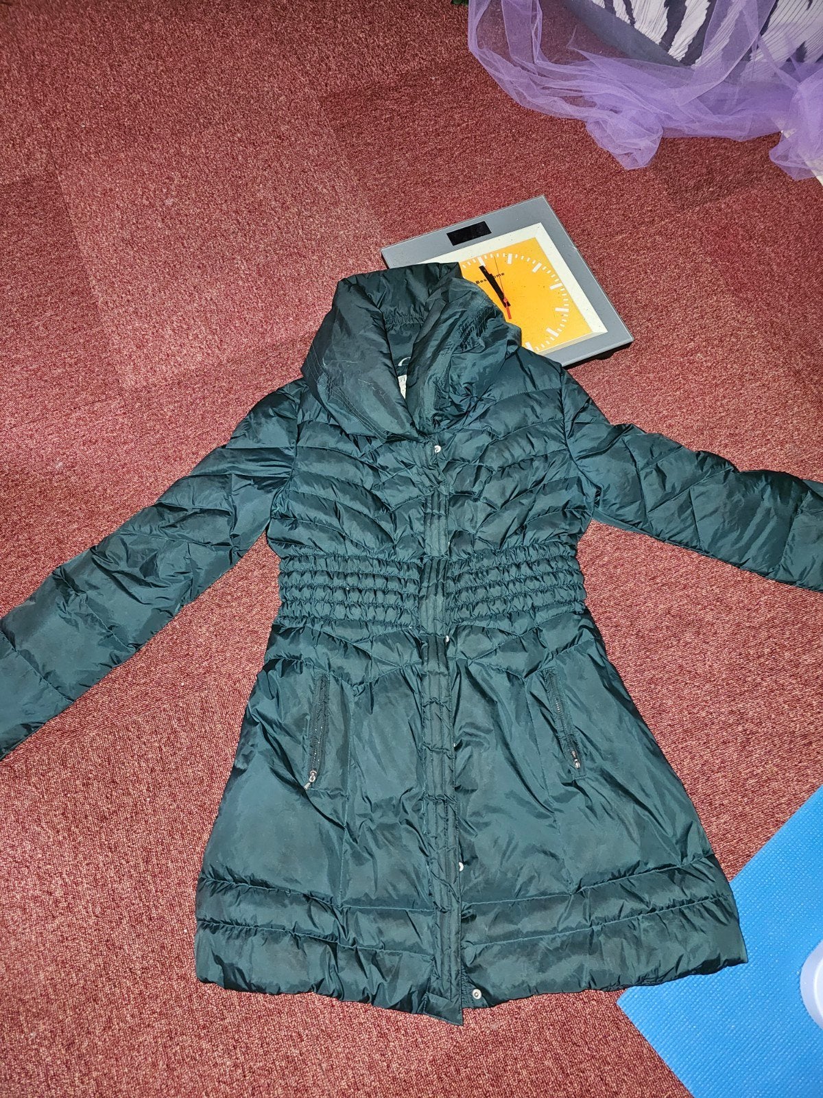 Guess Los Angeles Groene Gewatteerde Jas Maat M, Maat 38/40 (M), Guess Los Angeles, Ophalen of Verzenden, Gedragen