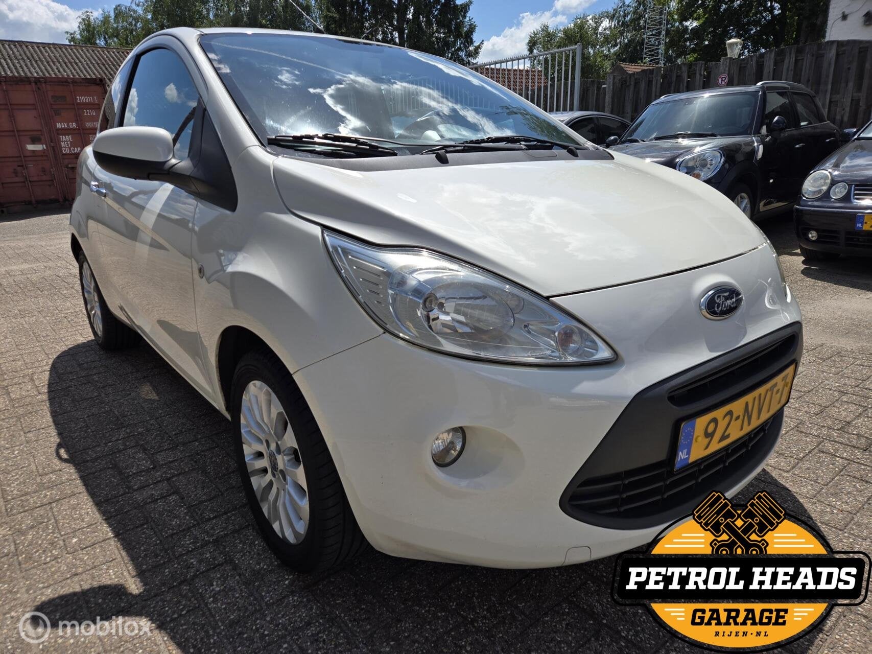 Ford Ka 1.2 Titanium X | Nwe Koppeling! | Airco | Lm Velgen, Auto's, Voorwielaandrijving, Stof, Gebruikt, 4 cilinders
