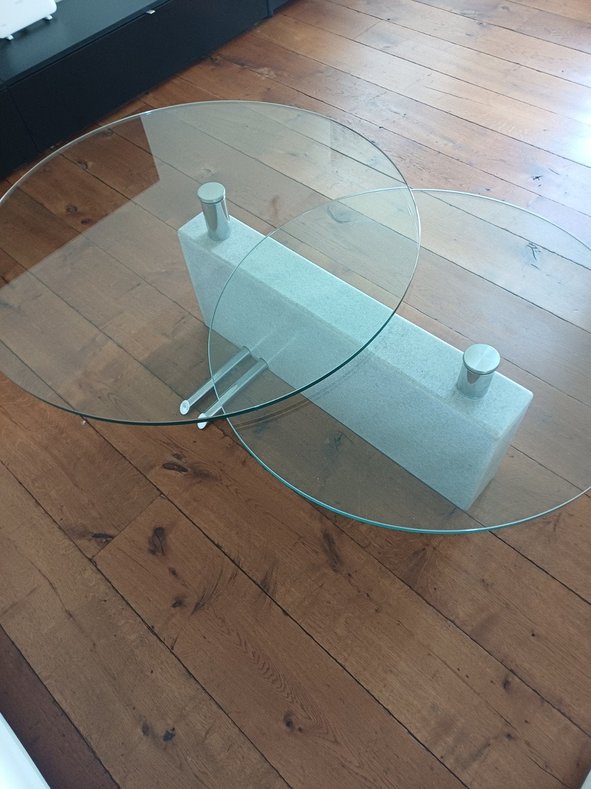 Zware salontafel met marmeren voet., Ophalen, Rechthoekig, 75 cm of meer
