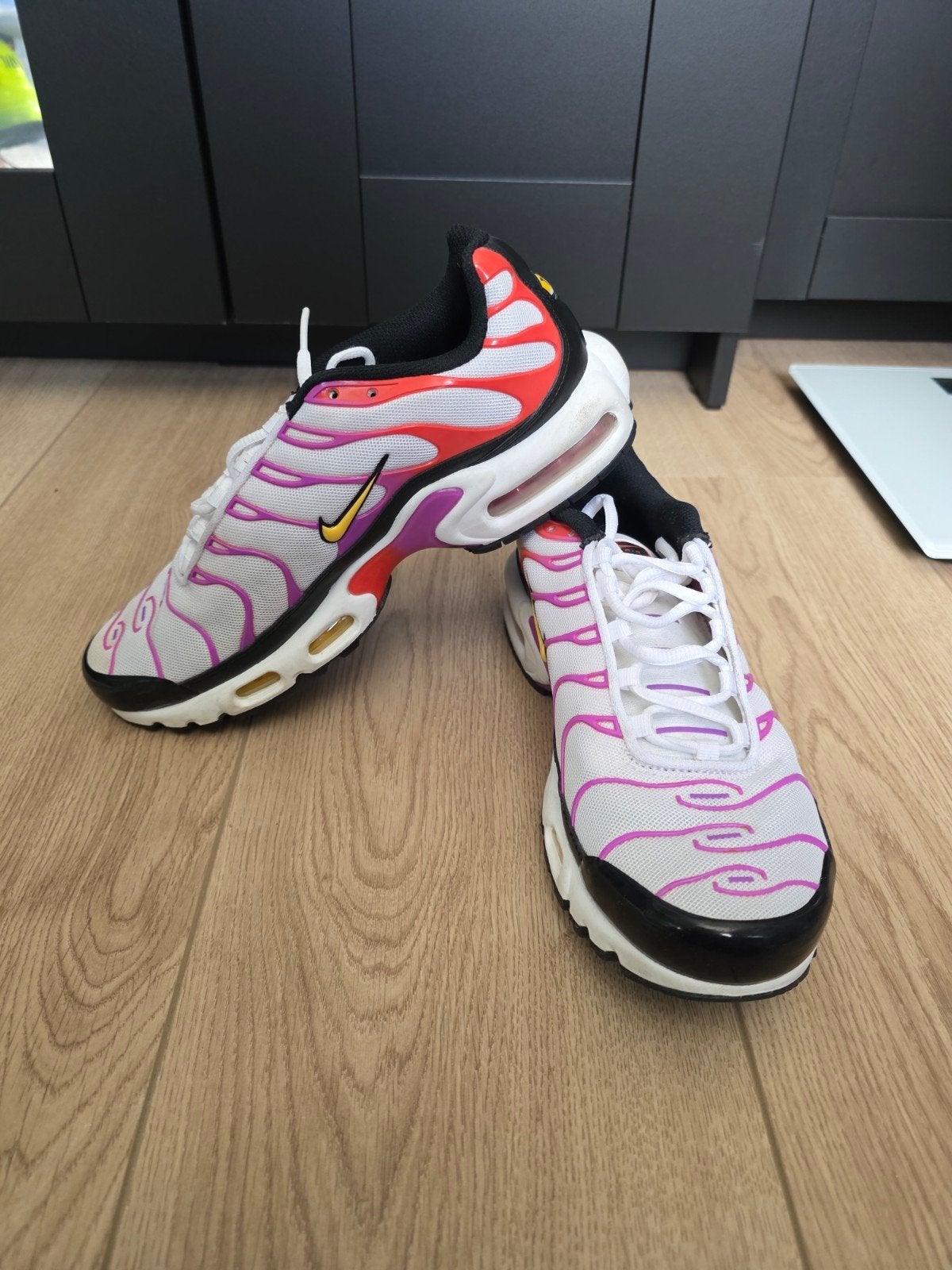 Nike Air Max Plus Fuchsia Picante Gradient - Maat 41, Kleding | Dames, Ophalen, Nike, Nieuw, Sneakers of Gympen