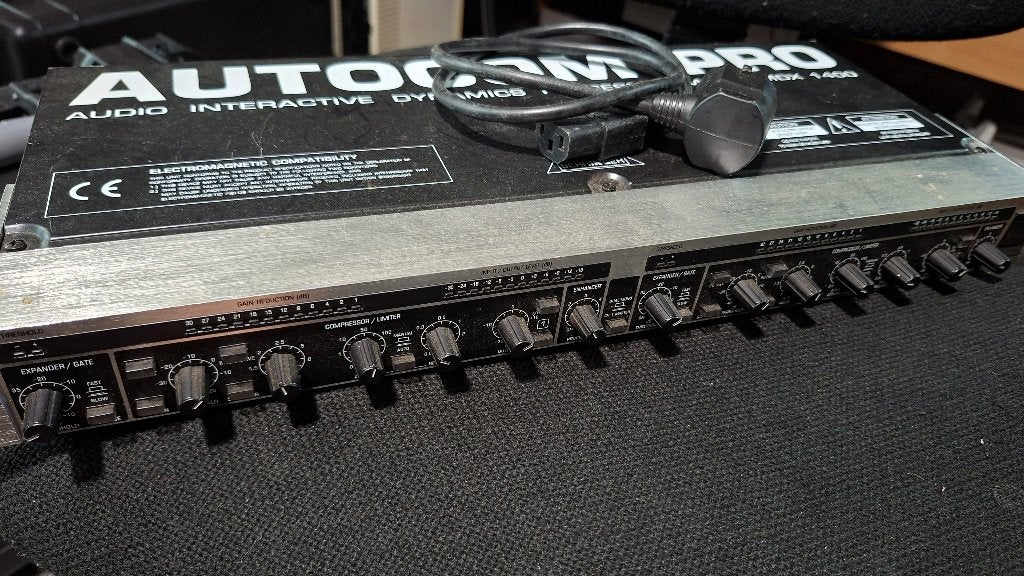 Behringer MDX1400 autocom pro, Muziek en Instrumenten, Effecten, Gebruikt, Compressor, Ophalen of Verzenden