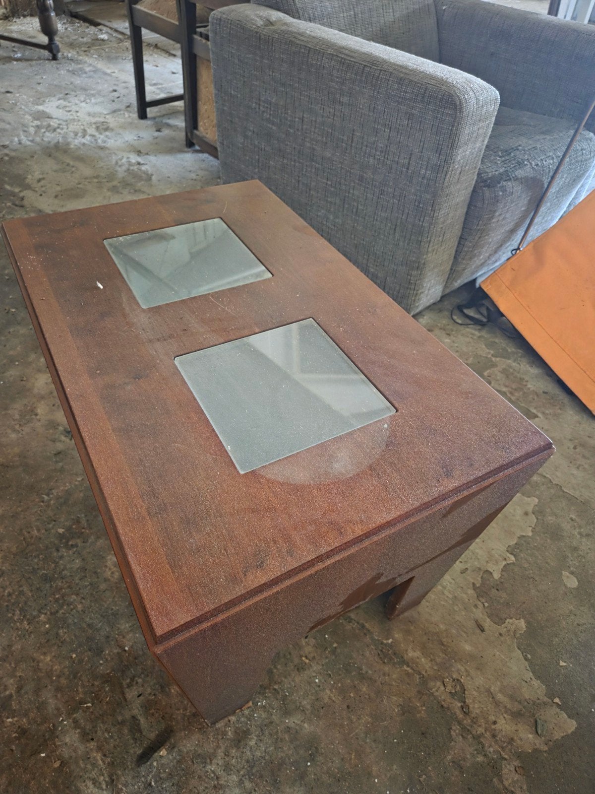 Houten salontafel met glazen inzetstukken, Ophalen, Gebruikt, 100 tot 150 cm, 50 tot 100 cm