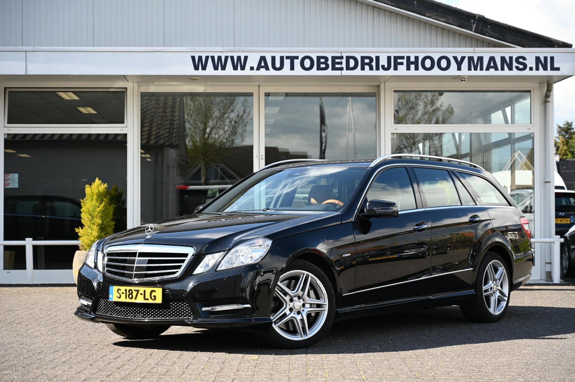 Mercedes-Benz E-klasse Estate 500 4MATIC AMG Designo, Euro 5, Gebruikt, 408 pk, Geïmporteerd