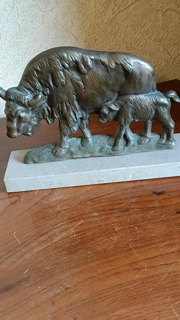 bronzen bizon met veulen, Ophalen of Verzenden