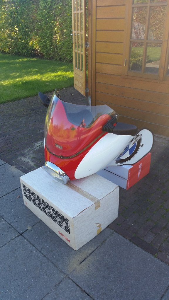 Glaser - motorkuip politiemotor, Motoren, Ophalen