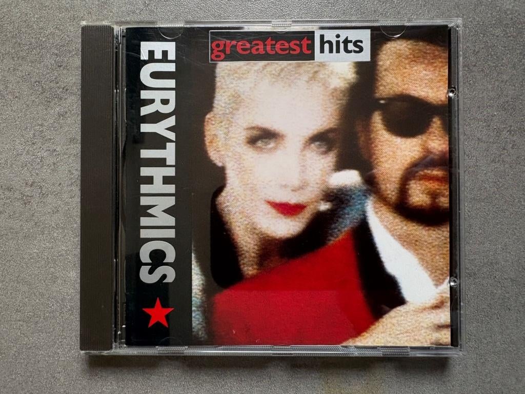 Eurythmics - Greatest Hits, leuke best of cd in goede staat, Ophalen of Verzenden, 1990 - 1999, Zo goed als nieuw