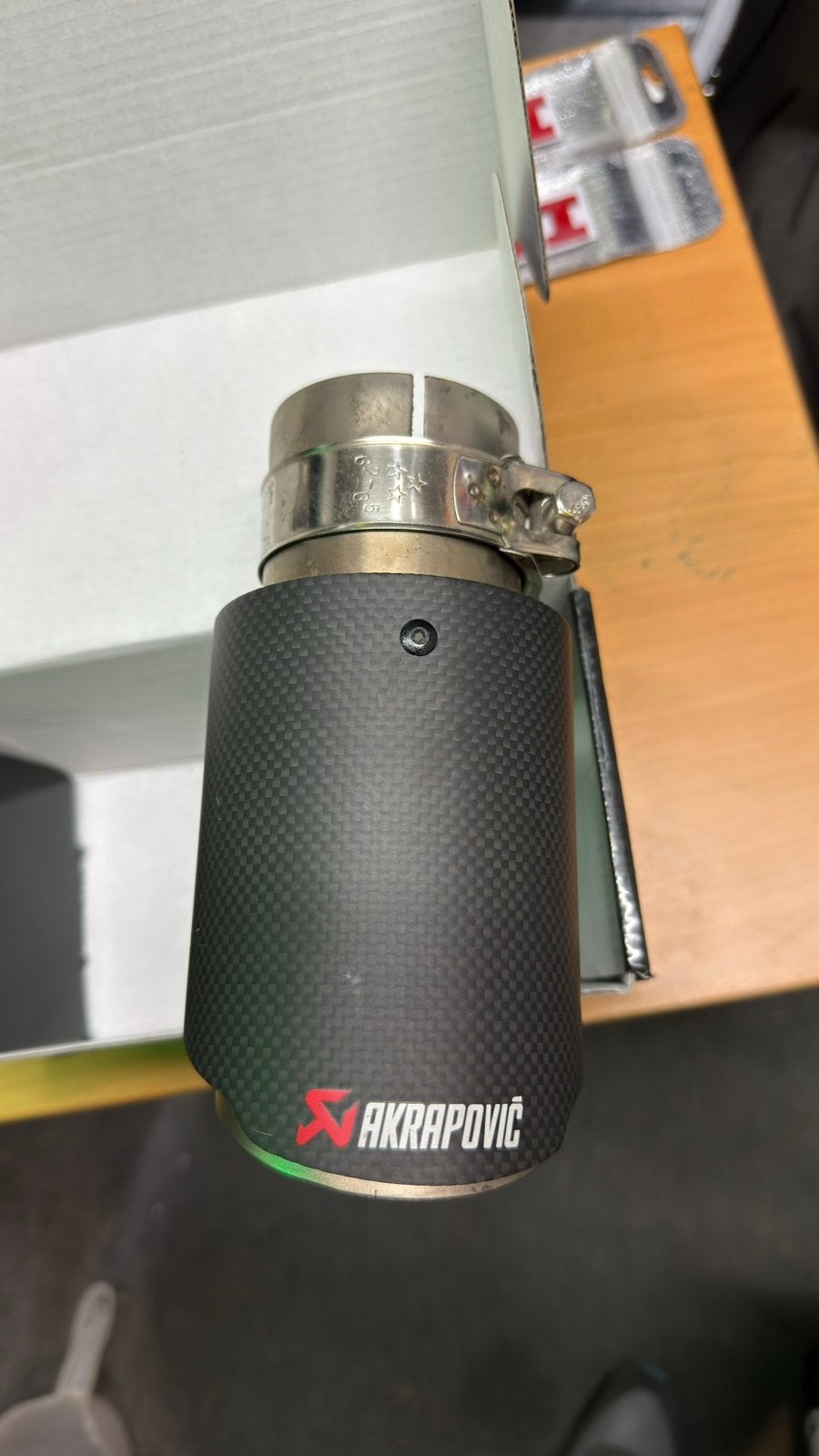 Volkswagen onderdelen: Akrapovic,GTI logo's, Helios, Ophalen of Verzenden, Gebruikt, Volkswagen
