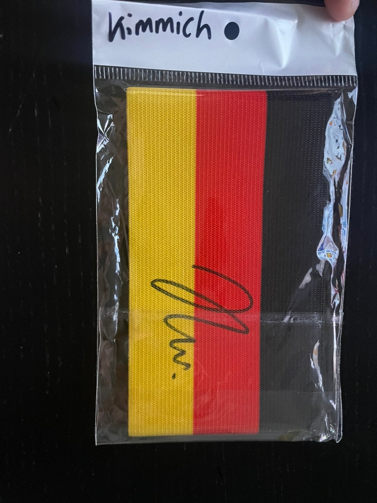Gesigneerde aanvoerdersband Joshua Kimmich, Ophalen of Verzenden, Zo goed als nieuw, Buitenlandse clubs, Shirt