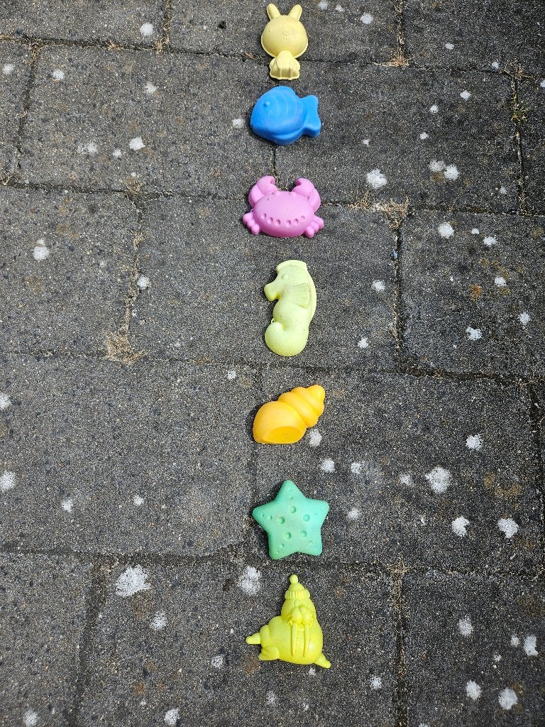 7 zandbakvompjes, Ophalen of Verzenden, Zo goed als nieuw