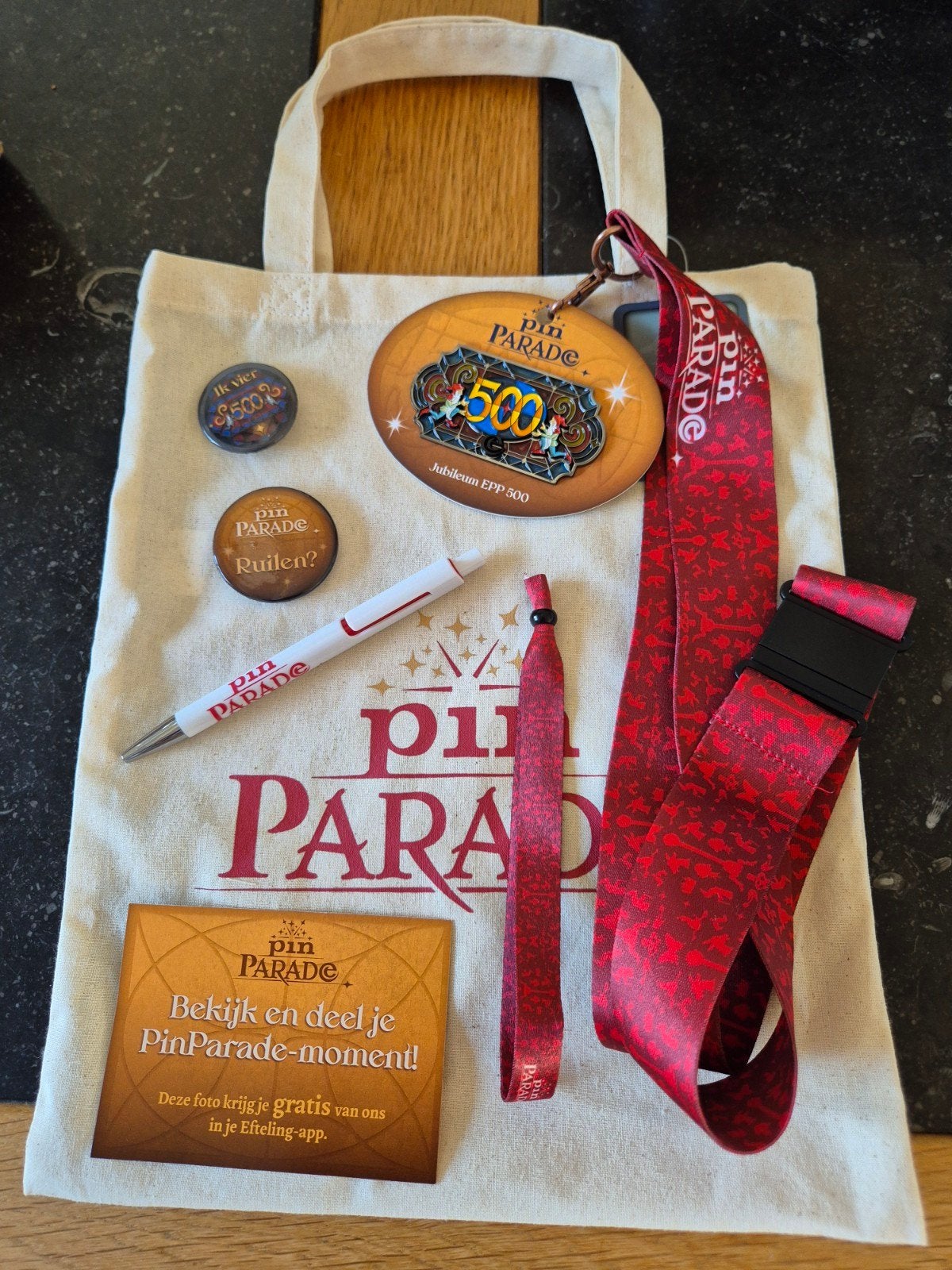 Pin Parade tas Efteling met 500ste pin geheel compleet, Ophalen of Verzenden, Nieuw, Merk, Speldje of Pin