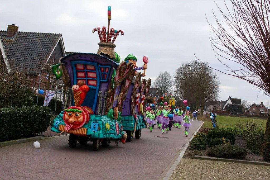 Polyester Carnavalswagen Snoepjestrein., Ophalen, Zo goed als nieuw, Overige typen, Carnaval