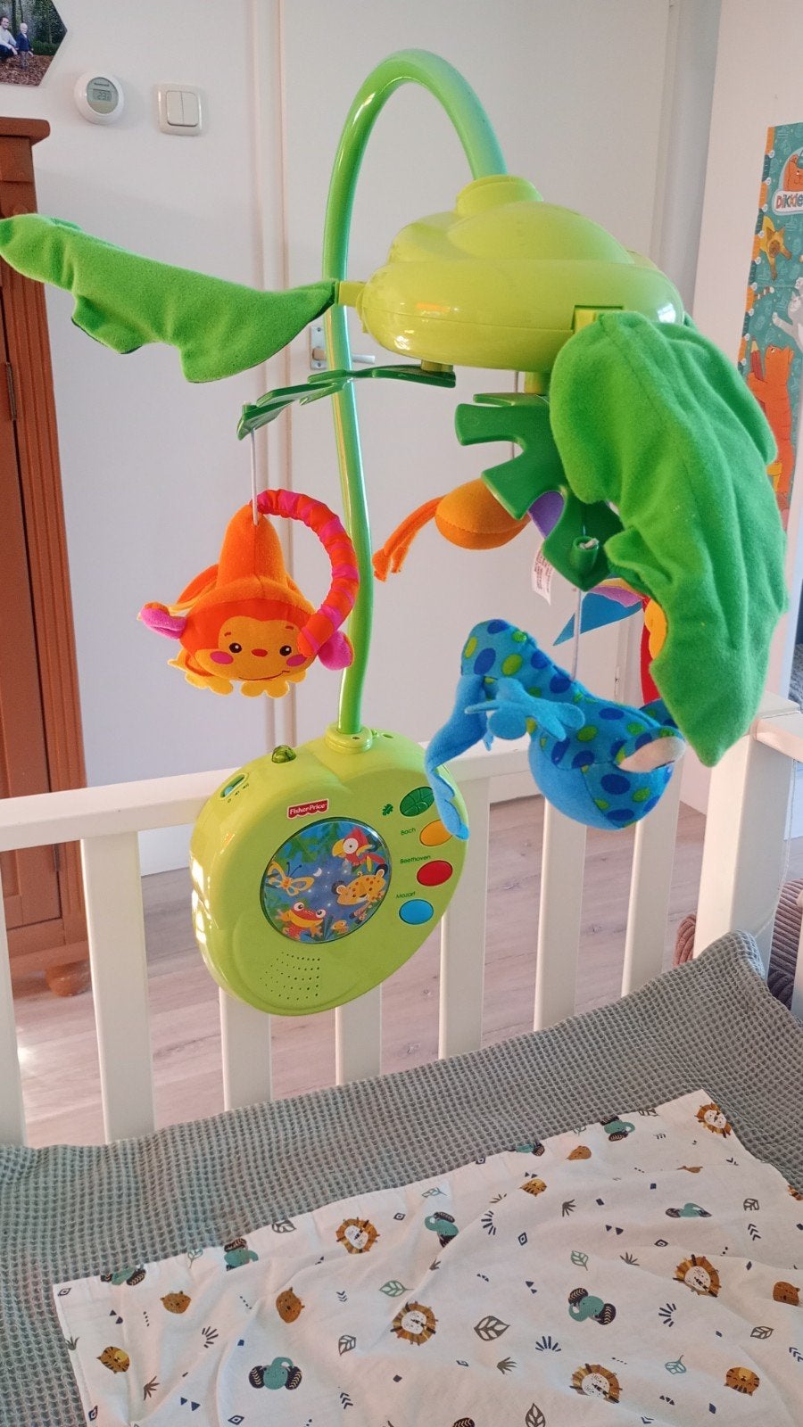 Fisher-Price Rainforest boxmobiel met Licht en Geluid, Kinderen en Baby's, Speelgoed | Babyspeelgoed, Ophalen of Verzenden, Zo goed als nieuw