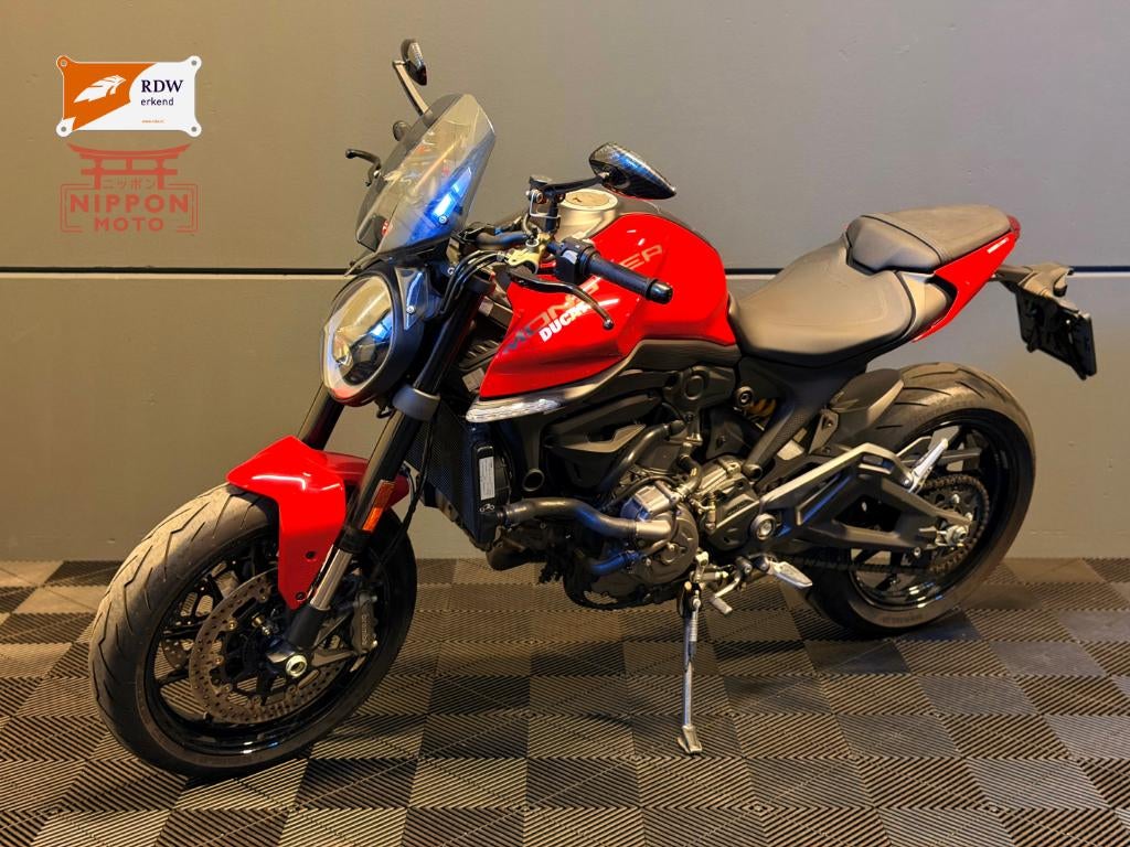 Ducati Monster Plus 2023|5621km|NIEUWSTAAT|BTW|3M GARANTIE, 2 cilinders, Bedrijf, Meer dan 35 kW, LED Verlichting