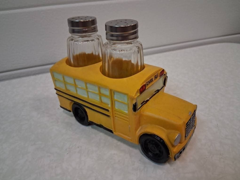 Peper & Zout stel Amerikaanse schoolbus, Ophalen of Verzenden, Huis en Inrichting