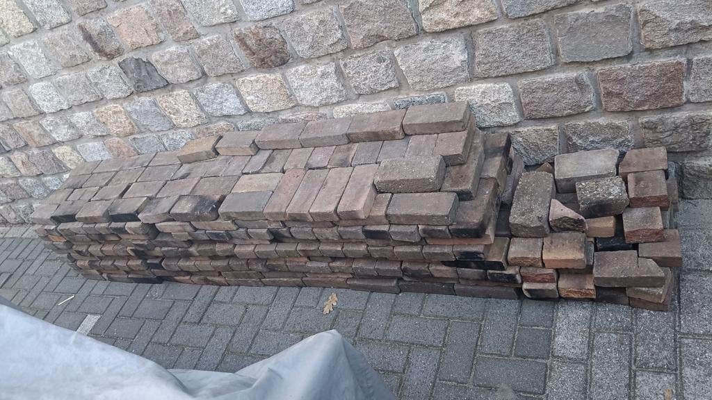 Partij klinkers 4m2 en tegels 5m2, Tuin en Terras, Tegels en Klinkers, Gebruikt, Klinkers, Overige materialen, 5 tot 10 m², Ophalen