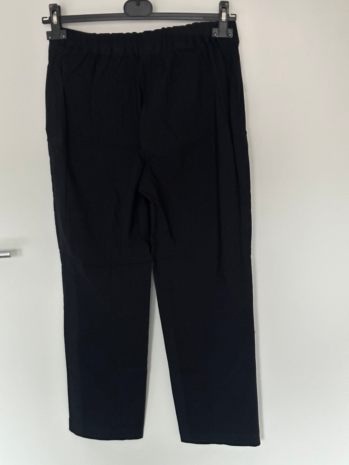 Mooie dunne damesbroek merk Magic Shape., Zwart, Maat 42/44 (L), Ophalen of Verzenden, Zo goed als nieuw
