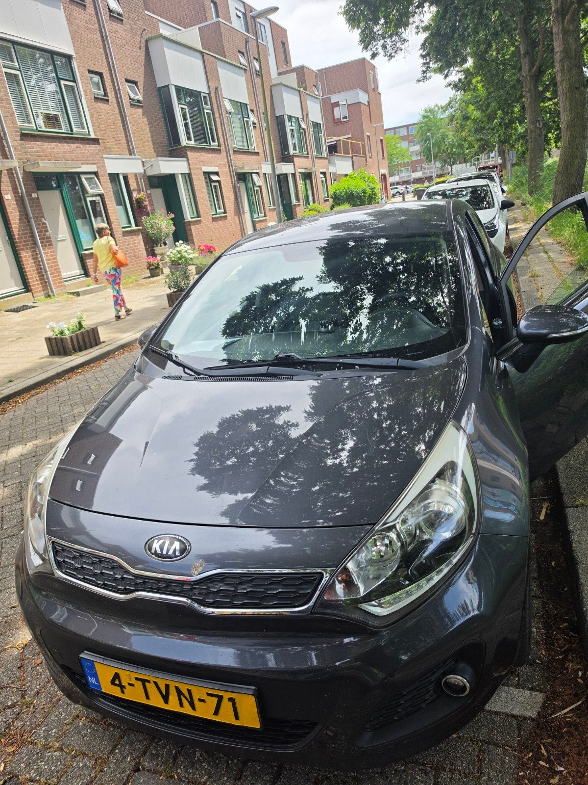 Kia Rio 1.2 I 5DRS 2014 Grijs, Auto's, 1027 kg, 450 kg, 40 €/maand, 4 cilinders