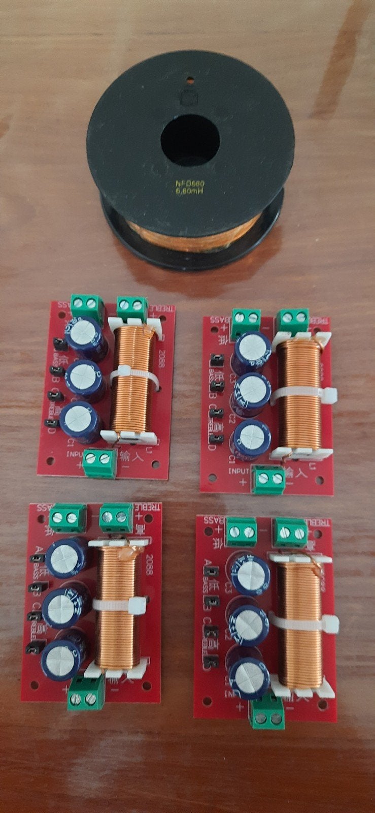 Diverse frequentie filters voor speakers, subwoofer, Audio, Tv en Foto, Ophalen of Verzenden, Zo goed als nieuw, Subwoofer, Overige merken
