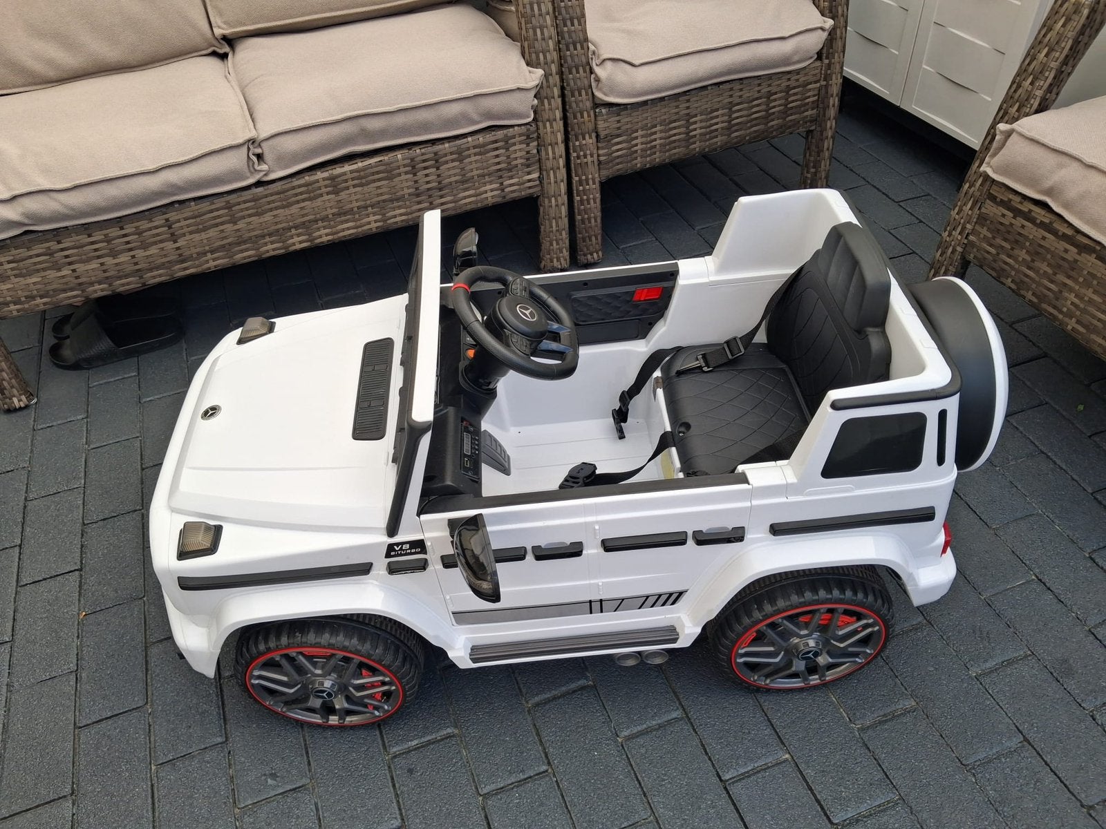 Elektrische kinderauto Mercedes AMG G63, Zo goed als nieuw