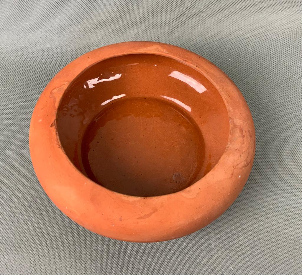 Platte Terracotta bloempot met bolle rand, Tuin en Terras, Bloempotten, Gebruikt, Rond, Ophalen of Verzenden, Balkon