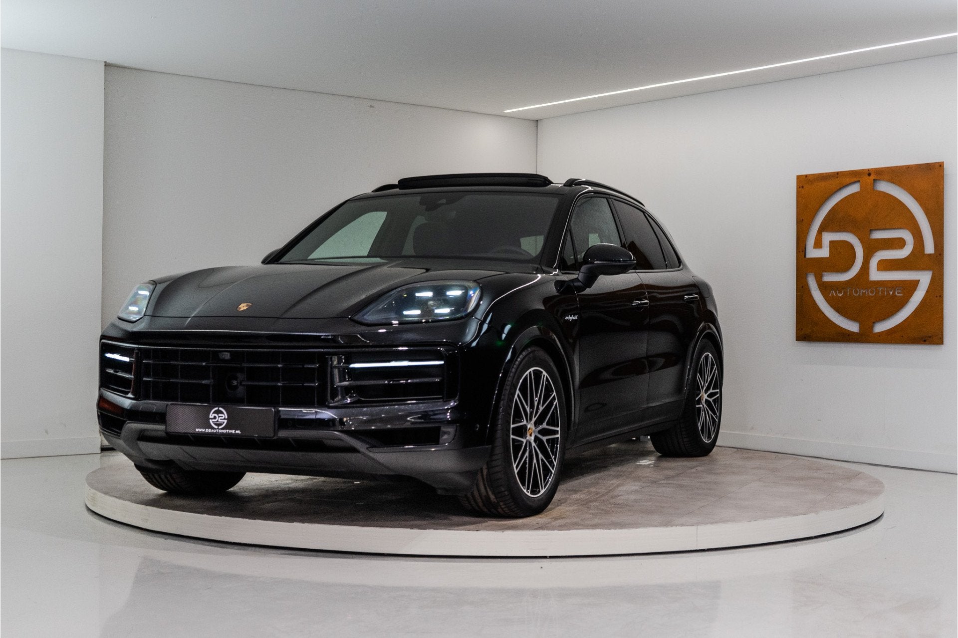 Porsche Cayenne 3.0 E-Hybrid 470PK | InnoDrive | Pano | Matr, Auto's, Automaat, Gebruikt, 2995 cc, Zwart