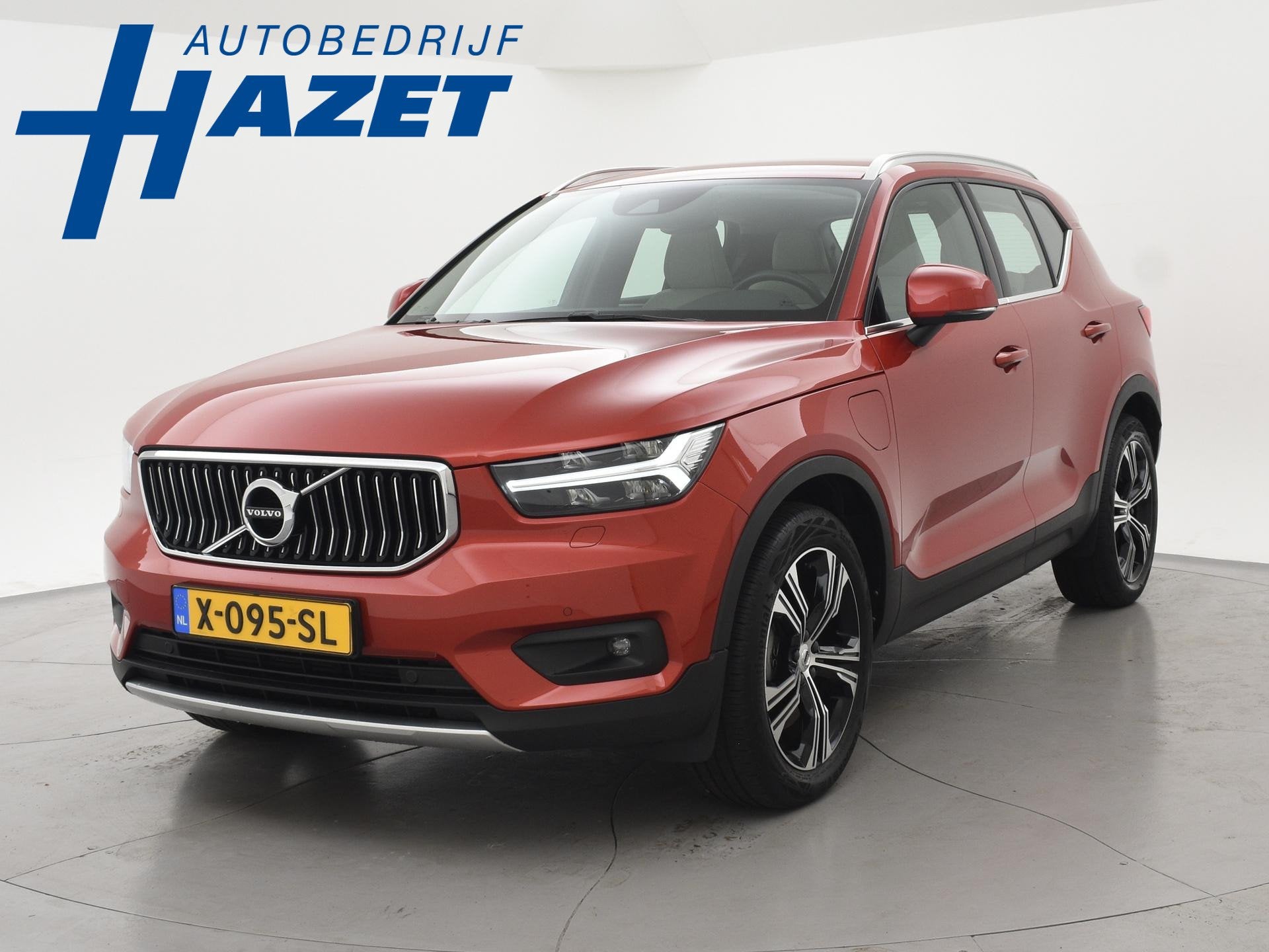 Volvo XC40 1.5 T4 RECHARGE 211 PK AUT INSCRIPTION + TREKHAAK, Euro 6, 1712 kg, Bedrijf, Hybride Elektrisch/Benzine