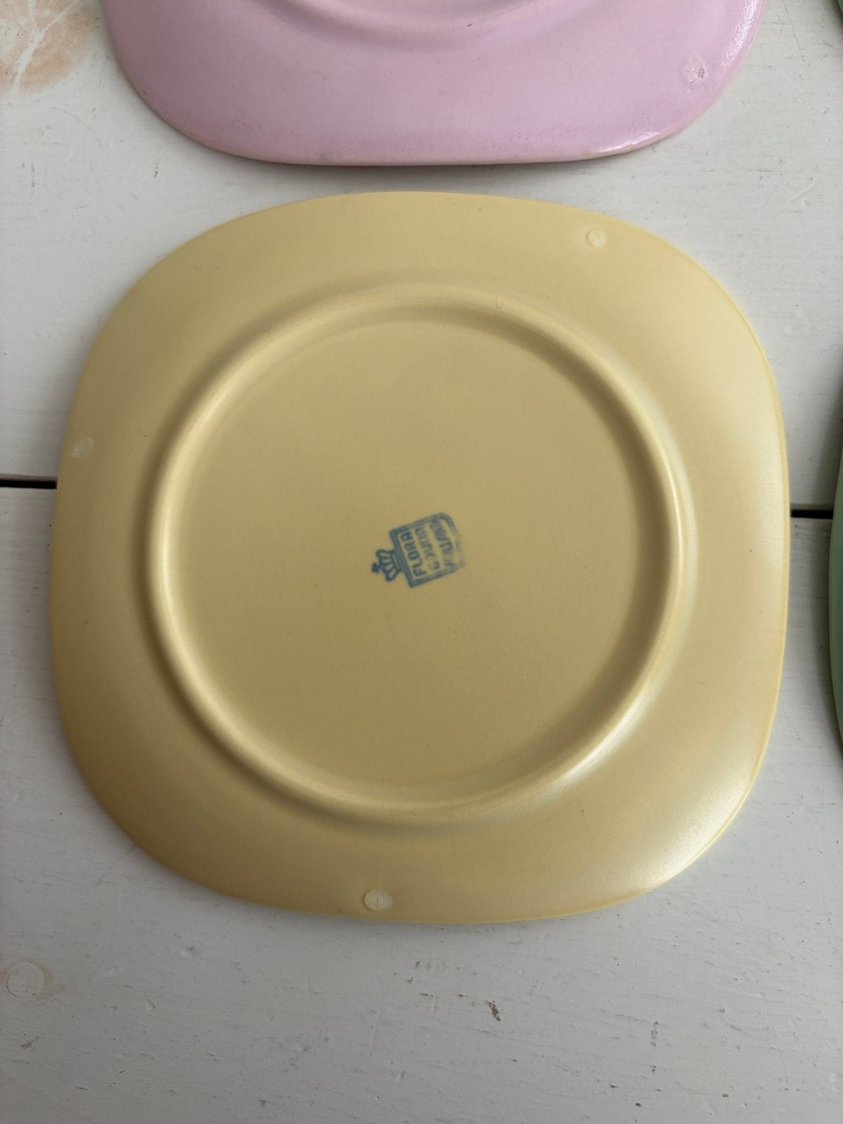 Set van 6 (4 x Flora Gouda Holland) gebaksbordjes, Antiek en Kunst, Antiek | Keramiek en Aardewerk, Ophalen