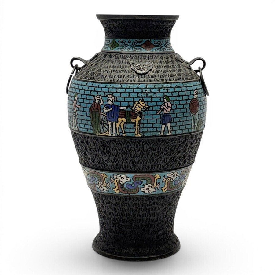 Champleve vaas met Egyptische of Romeinse voorstellingen, Antiek en Kunst, Ophalen of Verzenden