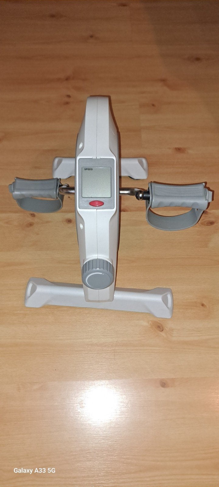 Crivit Mini Hometrainer - Compact en Efficiënt, Ophalen, Kunststof, Armen, Zo goed als nieuw